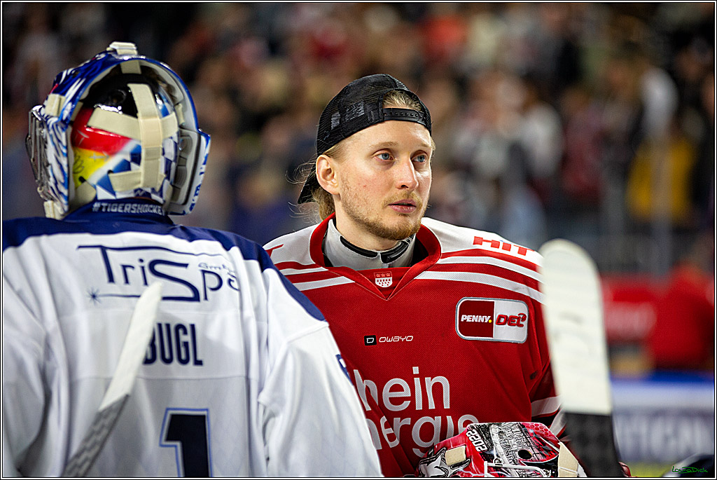PENNY DEL; Koelner Haie- Straubing Tigers; Koeln, 09.10.2022